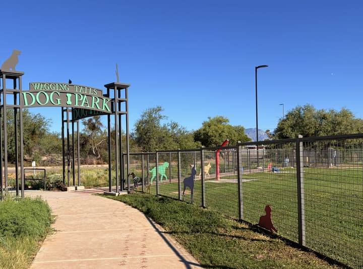 Wagging Tails – Lincoln Regional | Projects | Gama Fence