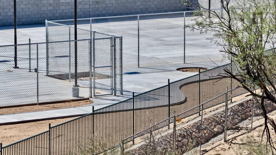 Chain link fence installation Tucson Vail East Tucson - Gama Fence